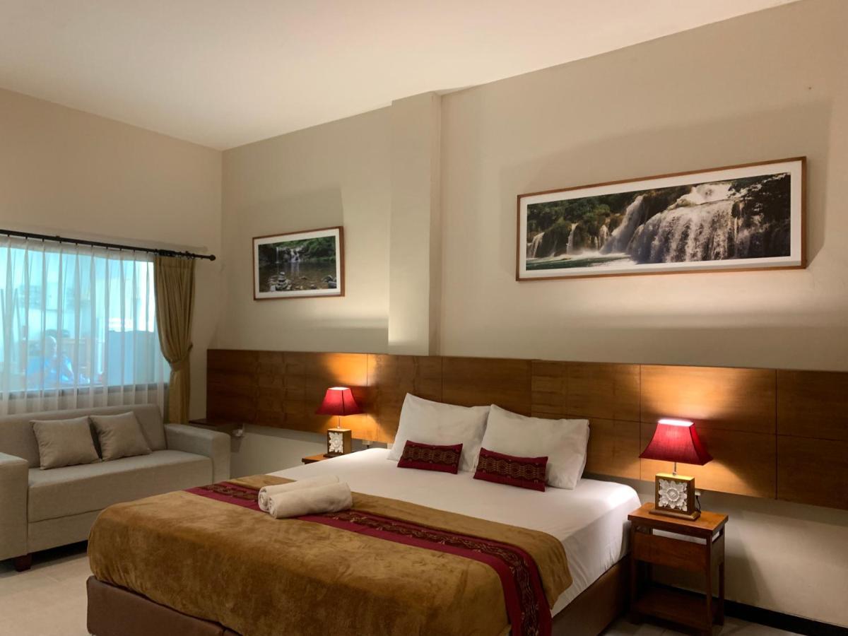 Kuta Suci Guesthouse Екстериор снимка