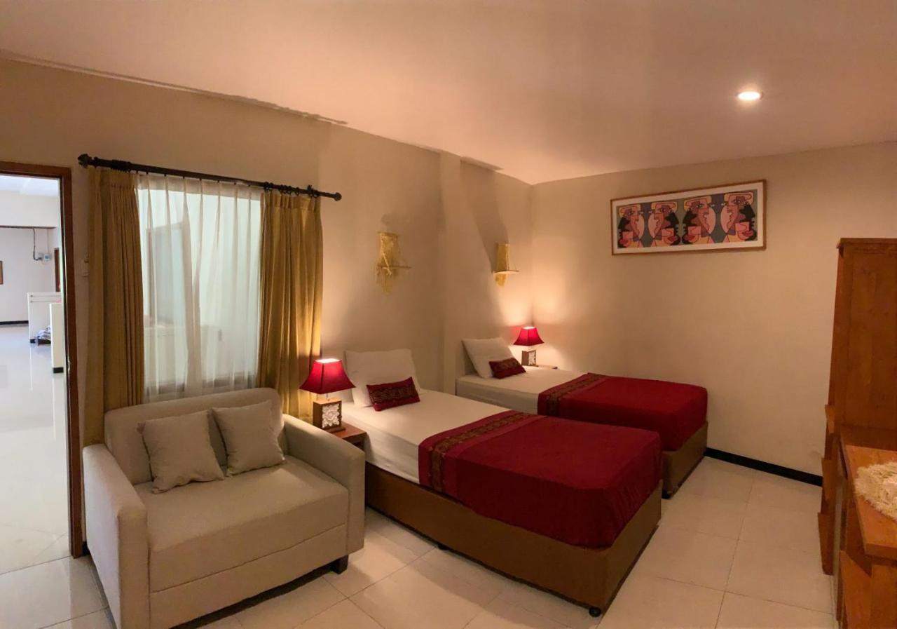 Kuta Suci Guesthouse Екстериор снимка