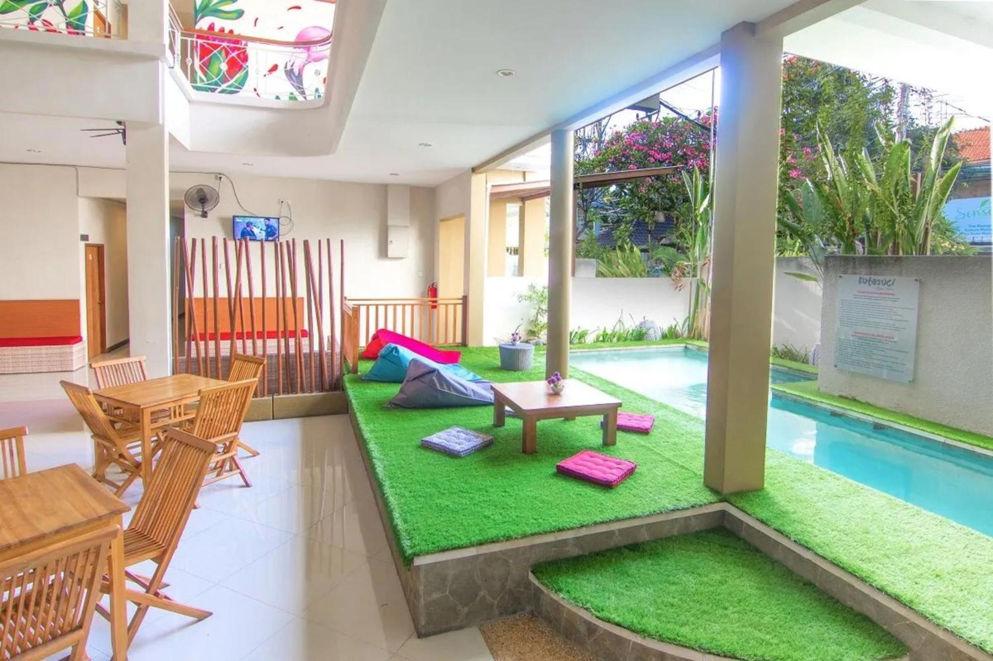 Kuta Suci Guesthouse Екстериор снимка