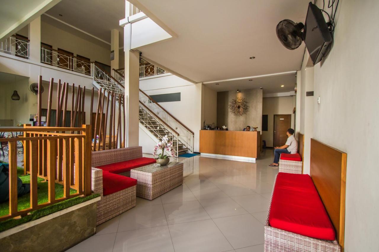 Kuta Suci Guesthouse Екстериор снимка